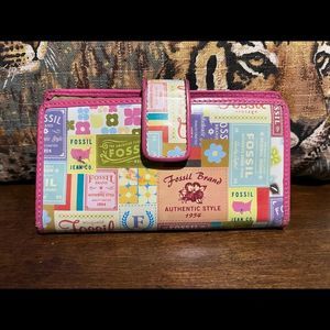 FOSSIL TRAVEL AROUND THE WORLD WALLET